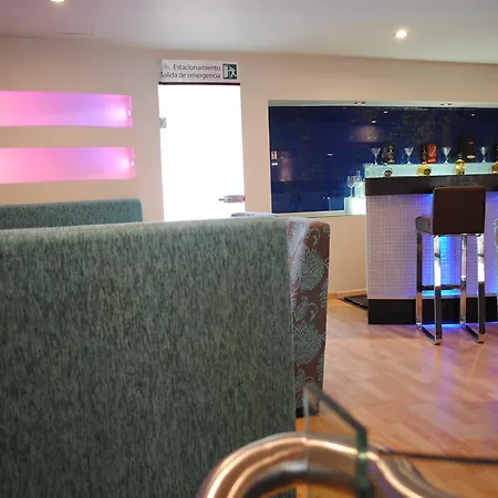 Hotel Centinela Grand-3