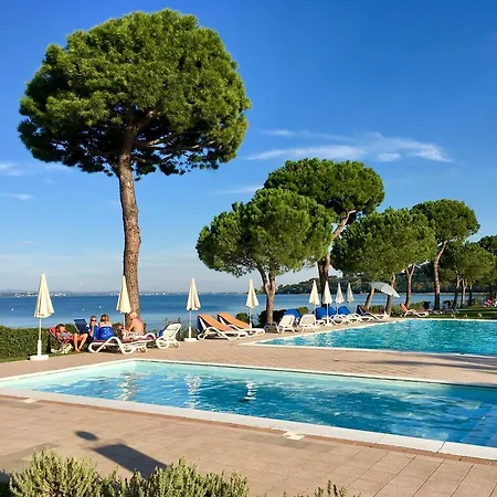 Le Corti Del Lago-3