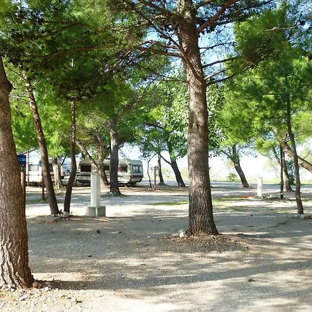 Campsite Pisak - Mobile Homes By The Sea-3