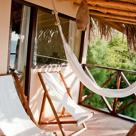 Hotel Grandmare & Bungalows-2