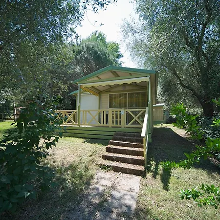 Villaggio Turistico Camping Il Fontino-2