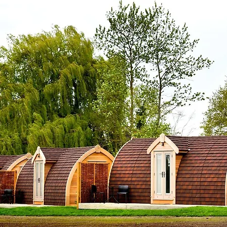 Tuddenham Mill Luxury Hotel-3