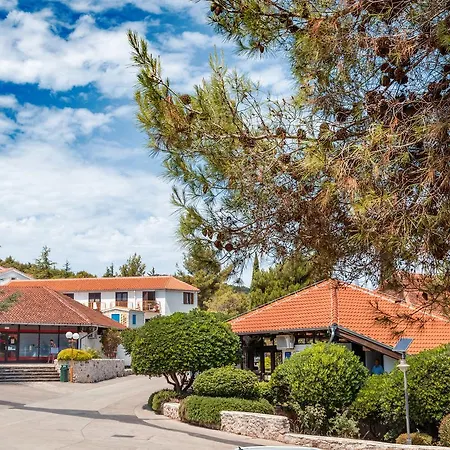 Victoria Mobilehome Camping Jezera Lovisca-3