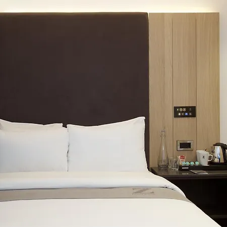 The Z Hotel City-3