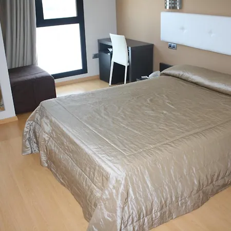 Hotel Ciutat D'Amposta-3