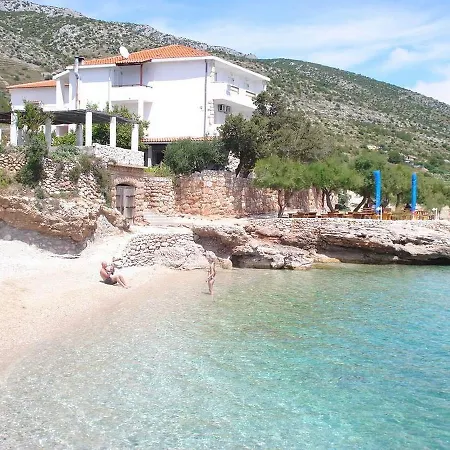 House Zaca-3