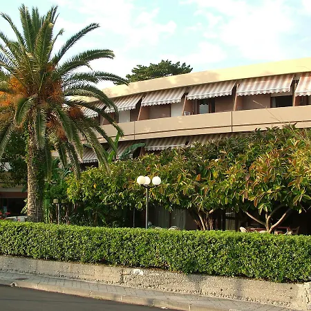 Hotel Riviera Bleu-3