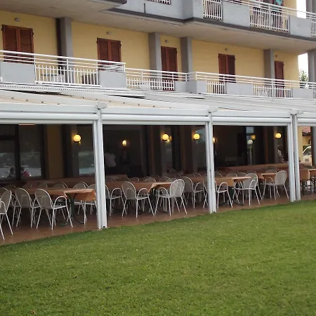 Hotel La Romantica-2