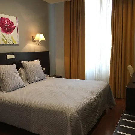 Hotel Ambassador, Completely Renovated-3
