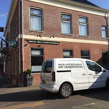 Hotel het Gemeentehuis Uithuizen-3