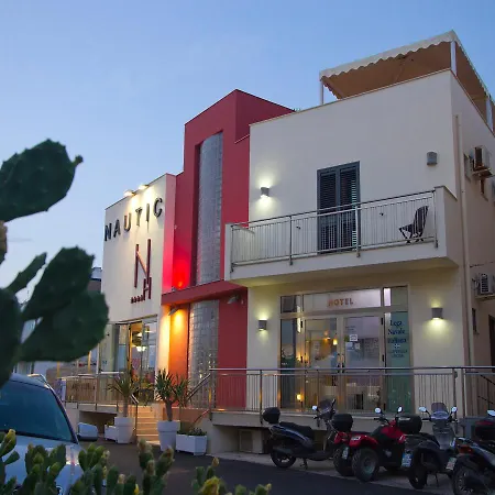 Hotel Nautic-3