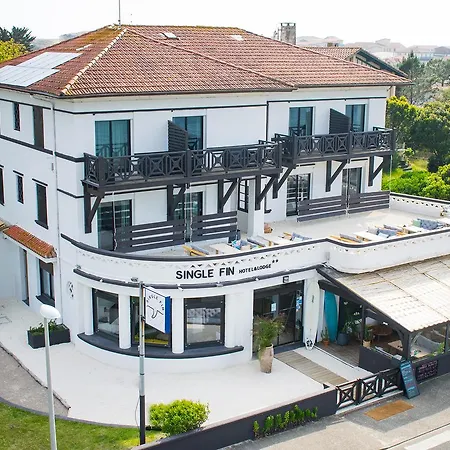 Single Fin Hotel & Lodge-2