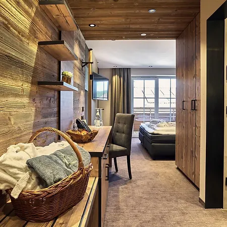 Zedernhof Gesundheits-&Wellnesshotel-3