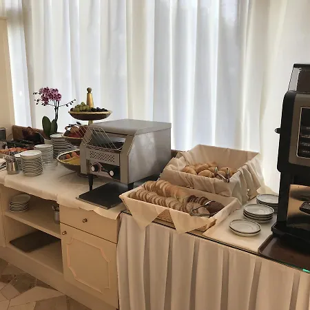 Hotel Excelsior-2