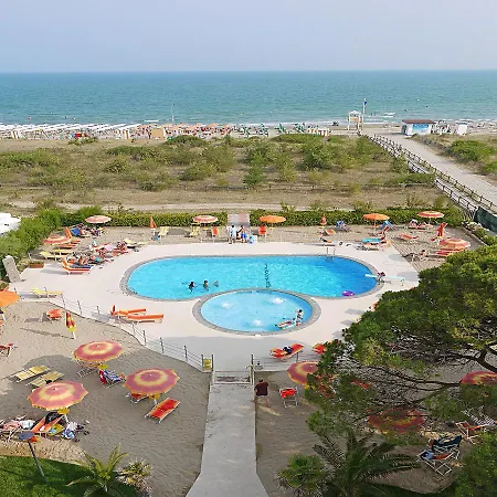 Hotel Bertha Fronte Mare-2