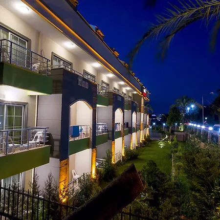 Rich Melissa Hotel-3
