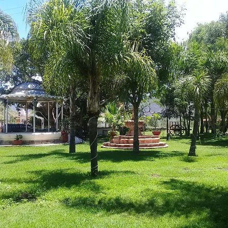 Hotel Hacienda La Puerta De Enmedio-2