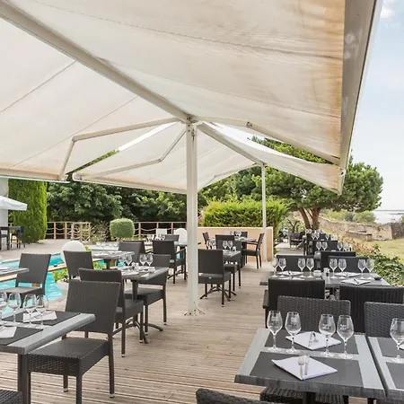 Logis Hotel Restaurant La Citadelle-2