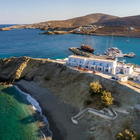 Vardia Bay Studios-2
