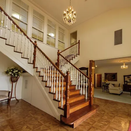 Montfort Manor-3