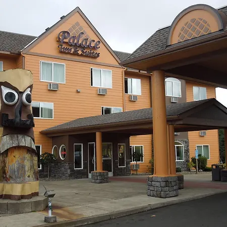 Palace Inn & Suites-3