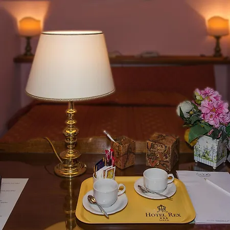 Hotel Rex-3