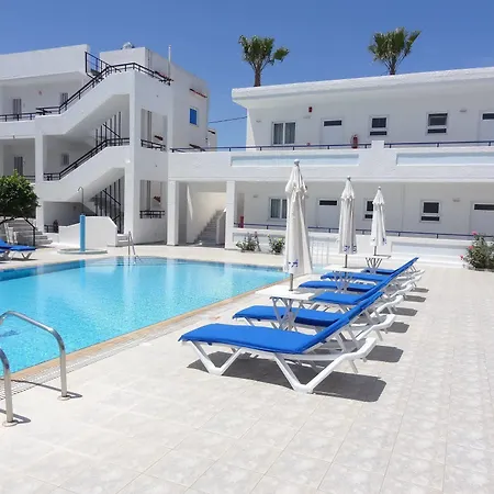 Michalis Studios & Apartments-2