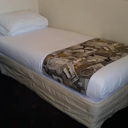 Whakatane Hotel-2