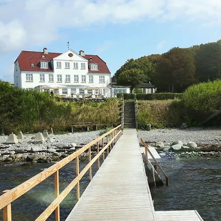 Strandhotel Rosnaes-3