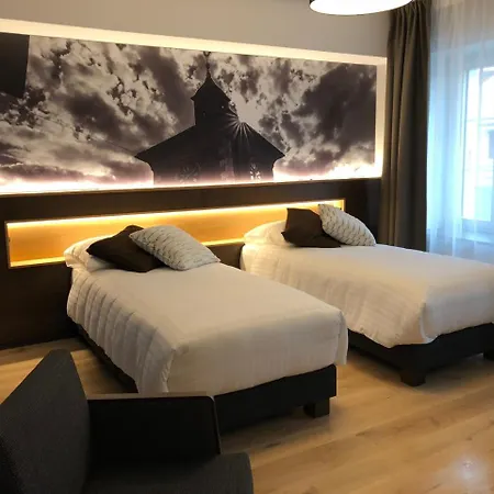Auberge De La Tour-2