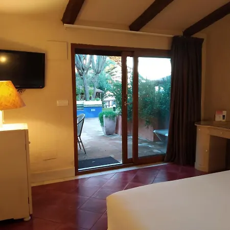 Beach Hotel Dos Mares-3