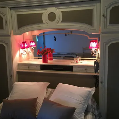 Hotel Le Méditérranée-3