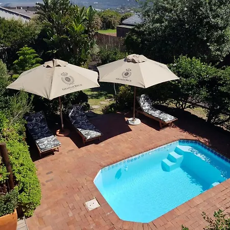 Dolphin Dunes Guesthouse-3