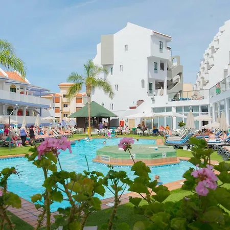 Playaolid Suites & Apartments-3