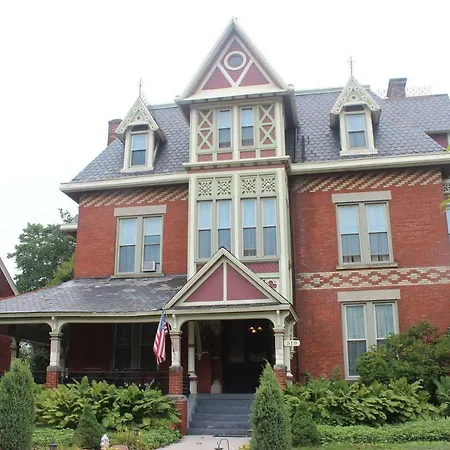 Spencer House Bed & Breakfast-2