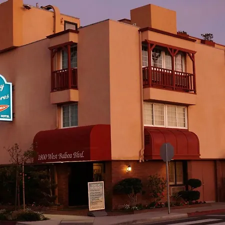 Bay Shores Peninsula Hotel-2