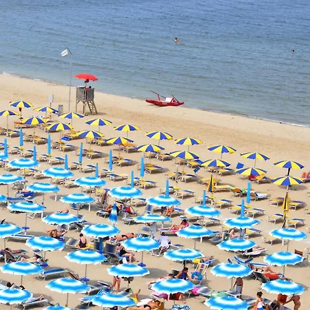 Grand Hotel Azzurra Club-2
