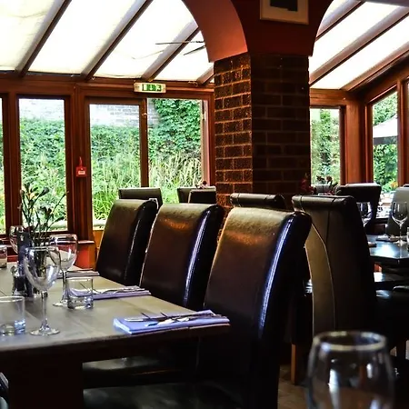 The Crown Inn Hotel-3
