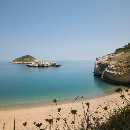 Baia Di Campi-3