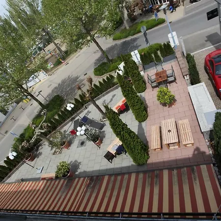 Hotel Knaus am Hafen-3