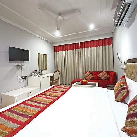 Hotel Diamond Plaza-3
