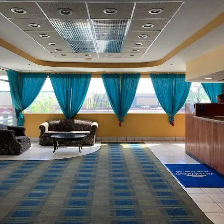 Howard Johnson By Wyndham Denver West-3