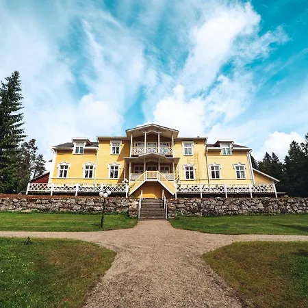 Karolineburg Manor House Hotel-2