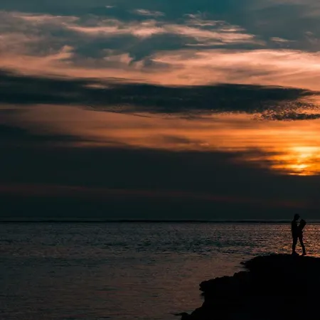 The Castaway Retreat-3