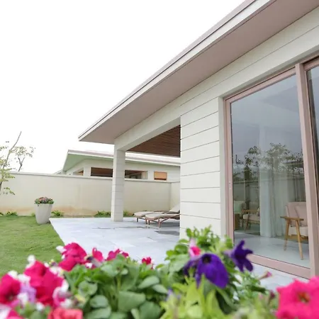 Flc Luxury Hotel Samson-2