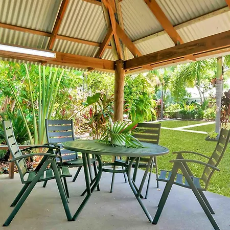 The Villas Palm Cove-Private Pool In Each Villa-3