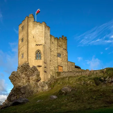 Roch Castle-2