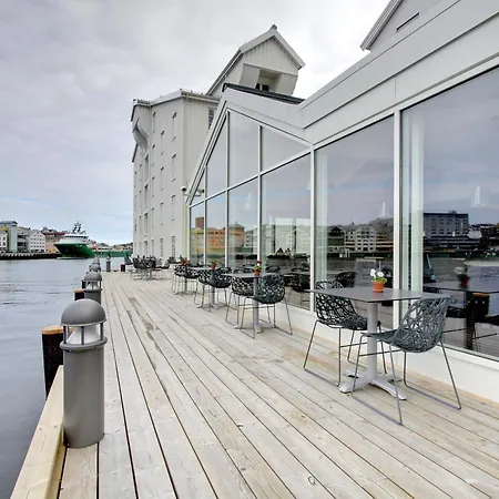 Thon Hotel Kristiansund-3
