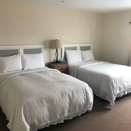 Boardwalk Beach Inn-2