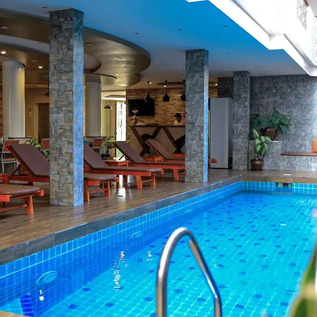 Triton Beach Hotel & Spa-3